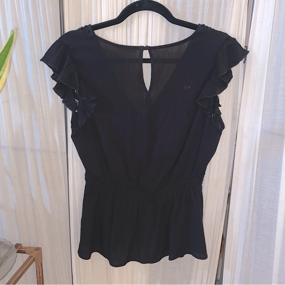 Mi Ami Embroidered Flutter Sleeve Peplum Blouse Size Small - Picture 5 of 9